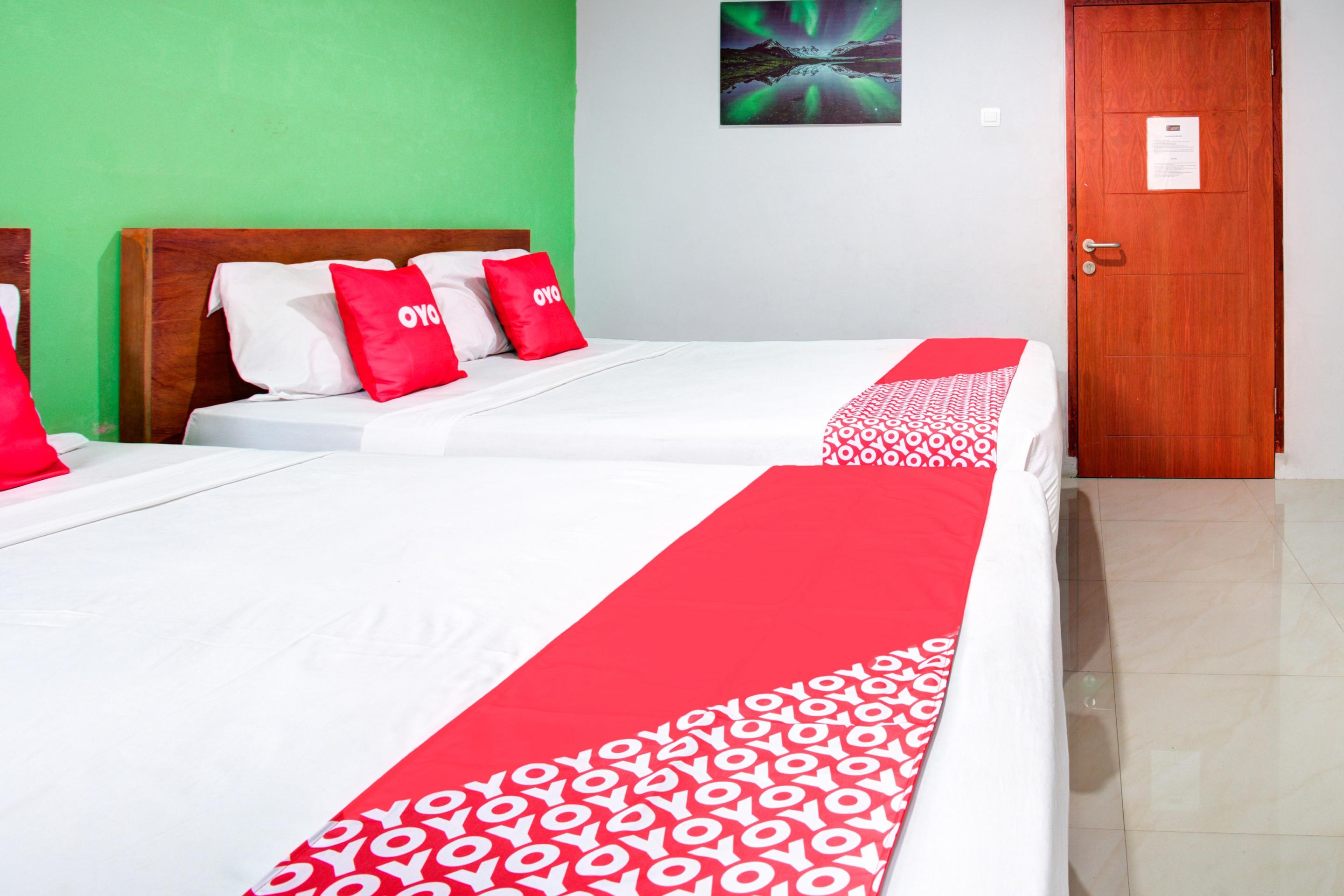 Super Oyo Collection O 3876 The Aurora Inn Lembang Esterno foto
