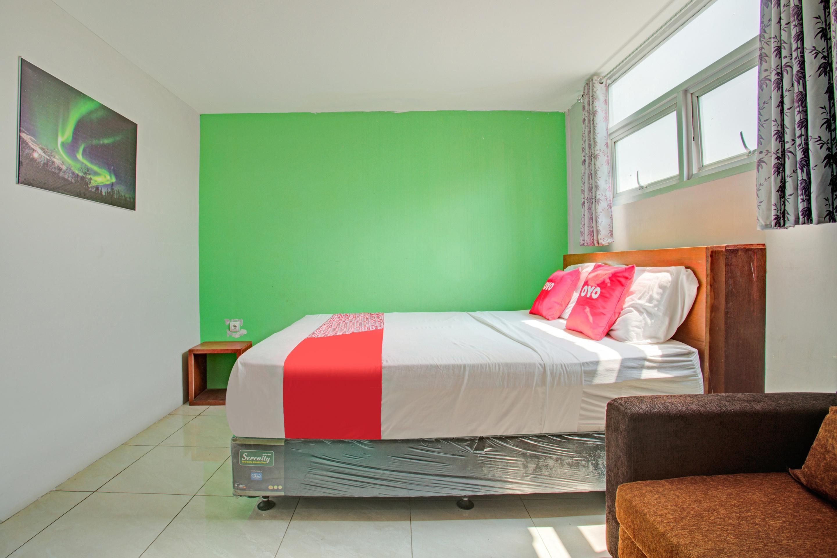 Super Oyo Collection O 3876 The Aurora Inn Lembang Esterno foto